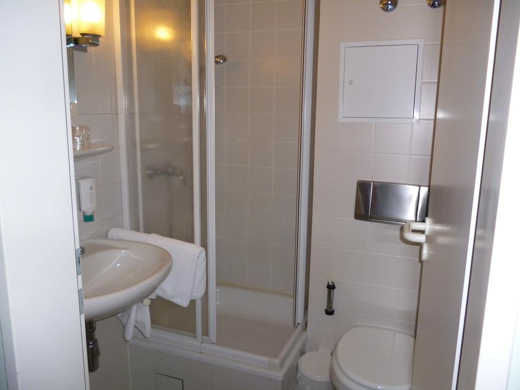 ホテル ブランデンブルグ Königs Wusterhausen 部屋 写真